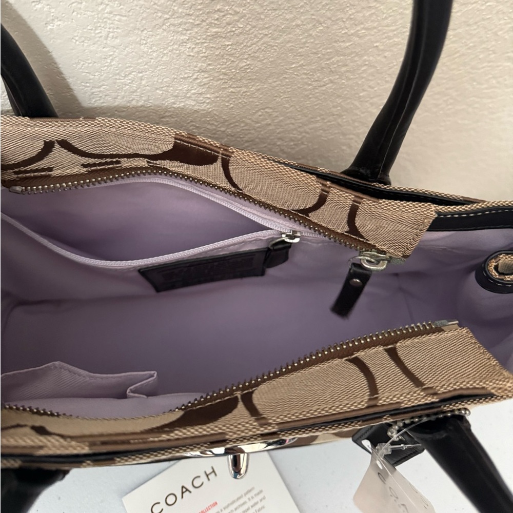 Coach 2009 Hampton Signature Madeline Shoulder Bag - Picture 10 of 13